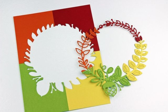 Wykrojnik - Poppystamps - Grendon Wreath 1155 wieniec z żołędziem