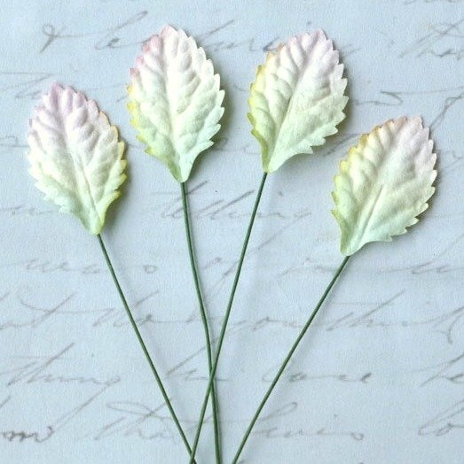 Liście dwutonowe pastelowe (35mm) - 10szt