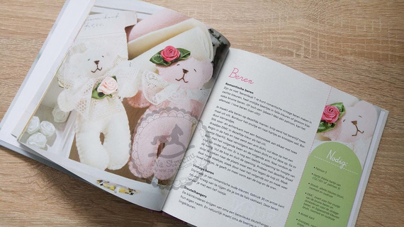 Zestaw - Marianne Design - I love Vilt - książka, wstążka i wykrojniki