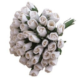 Różyczki zamknięte białe 4mm - 100szt