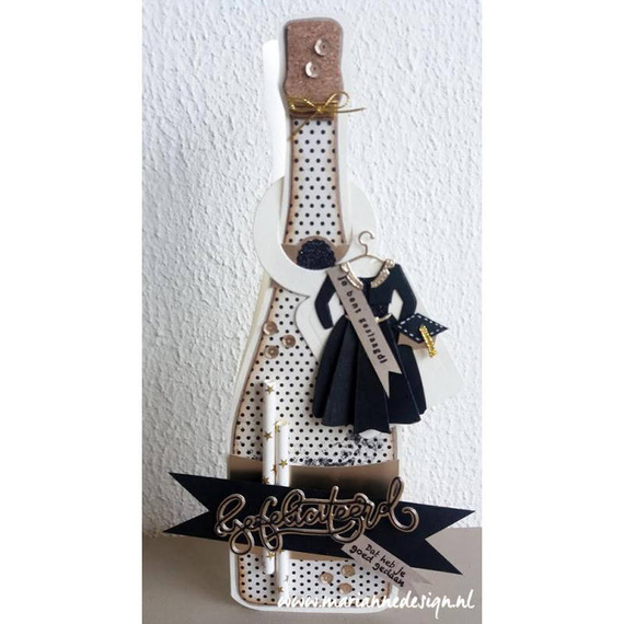 Wykrojnik - Marianne Design - Lady's suit - kobiece ubrania