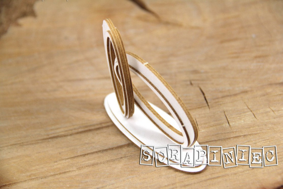 Tekturka - Love in 3D - wedding rings 3D - Obrączki na podstawce do boxa - Scrapiniec