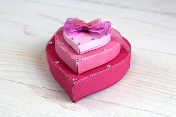 Wykrojnik Tattered Lace - Heart Box - pudełko w kształcie serca